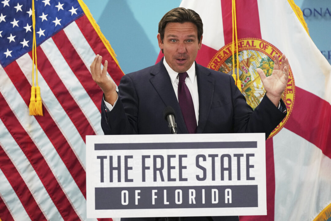 DeSantis to Call Special Session for Congressional Redistricting