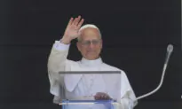 Pope Listening to Persecuted Catholics, Signals Potential Change to China Deal