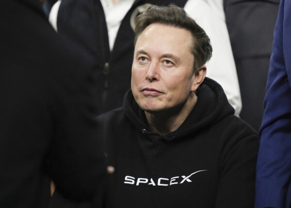 Musk Mulls New Political Party