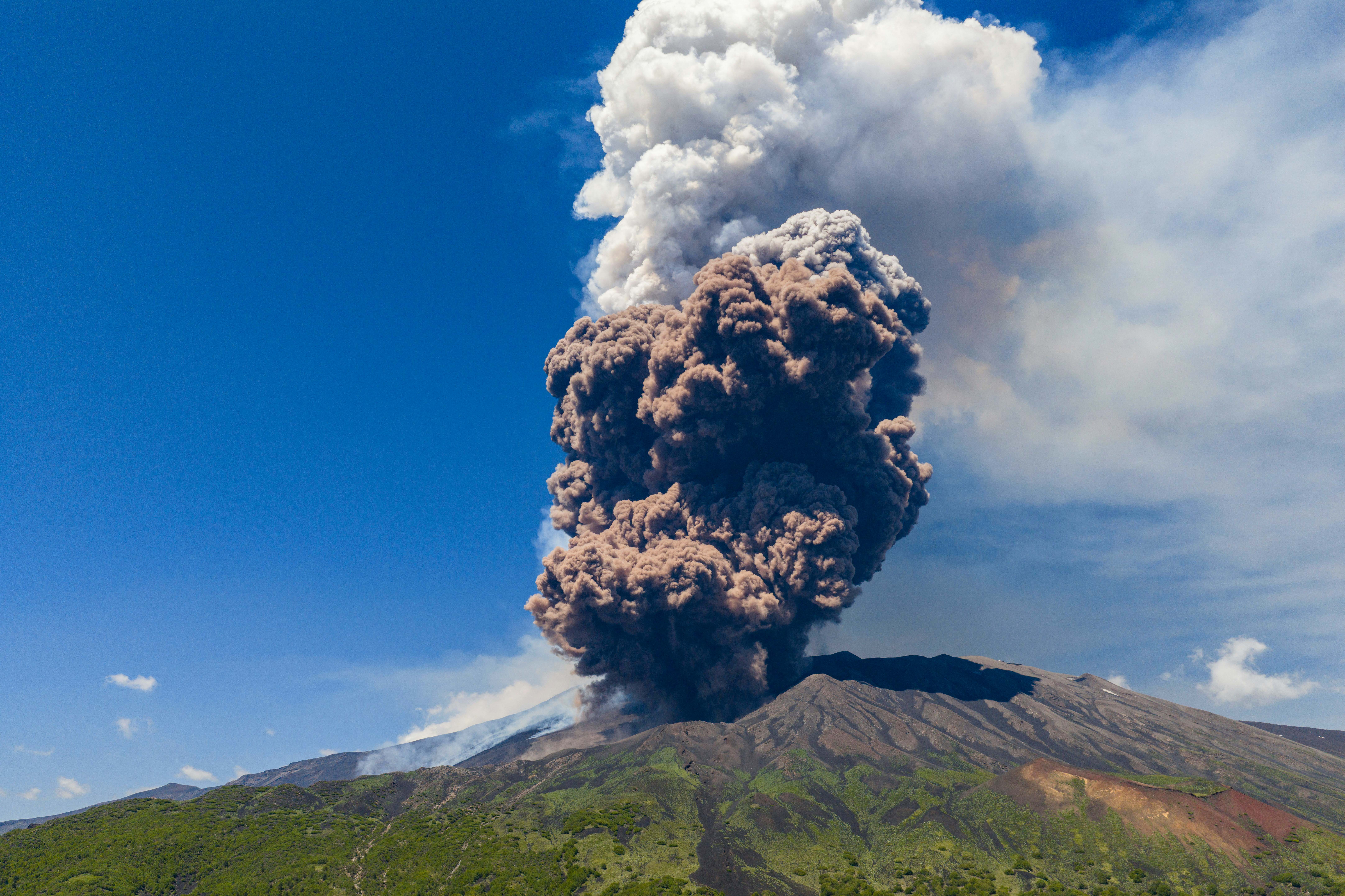 Day in Photos: Etna Eruption, Rockfall in Indonesia, and Schwarzenegger in Austria