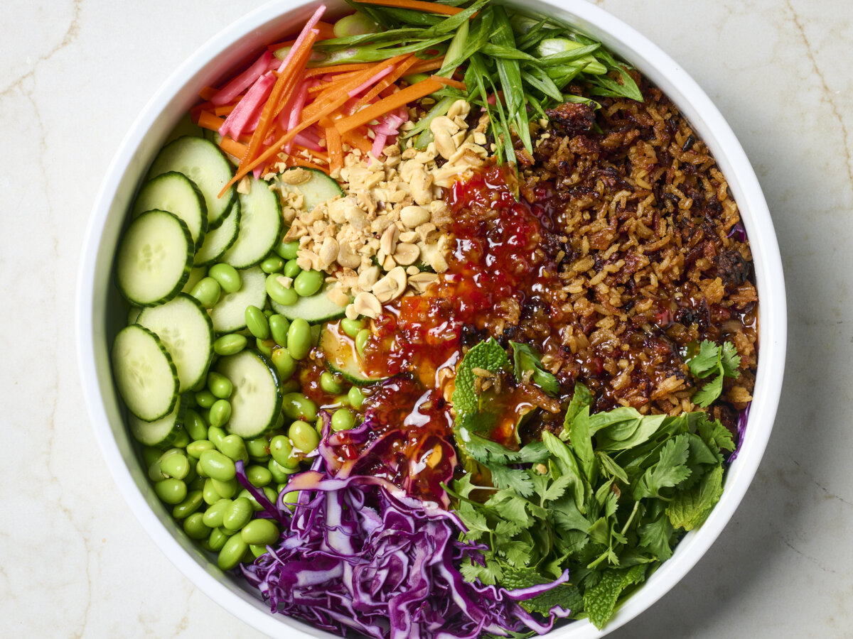 This is the most satisfying, multi-textured salad bowl. (Alex Lepe/TCA)