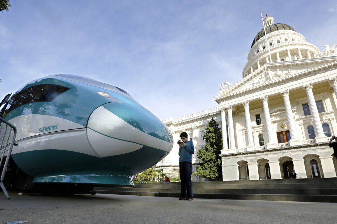 Transportation Secretary Axes Additional Funds for California High-Speed Rail Projects