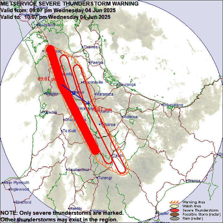 A map from the New Zealand MetService showing a "train" of thunderstorms passing across the North Island on June 5, 2025.