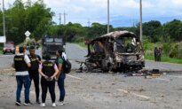 Day in Photos: Series of Attacks in Colombia, Police Operation in Brazil, School Shooting in Austria