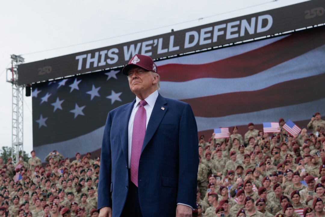 Names of Military Bases Changing Back to Original, Trump Tells Army Crowd