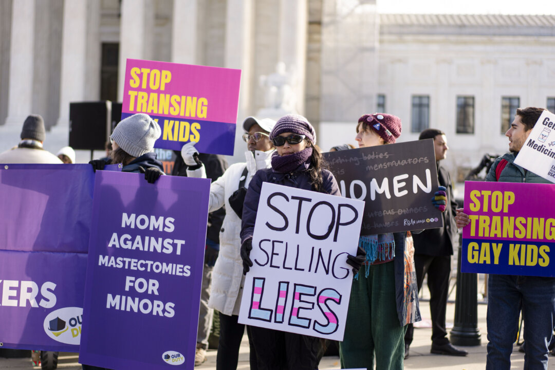 Florida AG Sues Prominent Medical Groups Over Their Promotion of Transgender Treatments for Minors