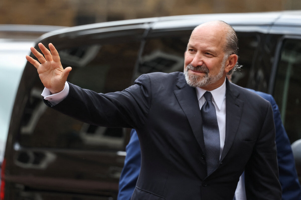 U.S. Secretary of Commerce Howard Lutnick waves as he arrives at Lancaster House, on the second day scheduled for trade talks between the United States and China, in London on June 10, 2025. (Reuters/Toby Melville)