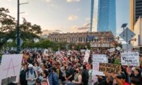 Texas Governor Deploys 5,000 National Guard Ahead of Planned Protests on Saturday