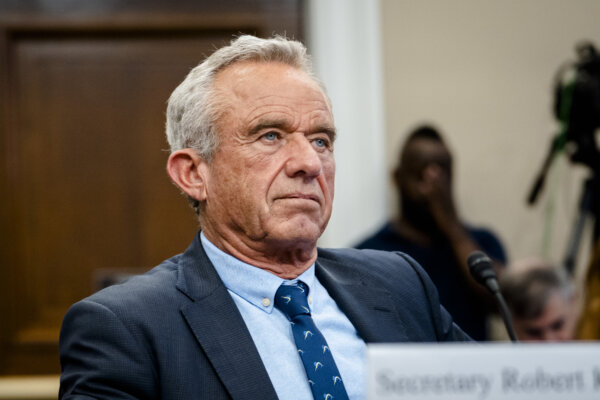 HHS Confirms Moderna Vaccine Approved Without RFK Jr.’s Knowledge
