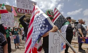 Texas Governor to Deploy National Guard to Austin’s ‘No Kings’ Protest