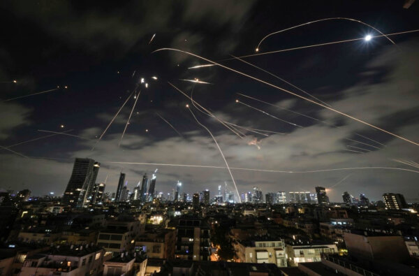 Iran Keeps up Missile Barrage on Israeli Cities on Fourth Day of Conflict