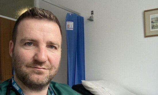 Doctor Who Spoke out Against COVID-19 Vaccines Faces Being Struck Off for Misconduct
