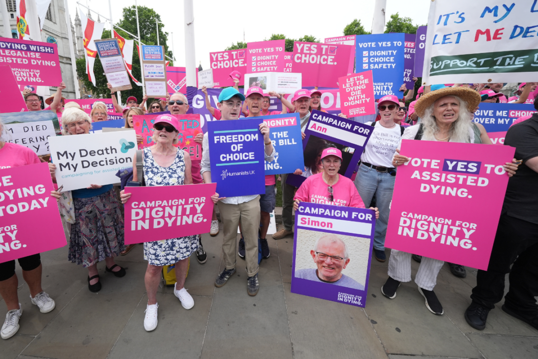 Assisted Suicide Bill Passes in Major House of Commons Vote thumbnail