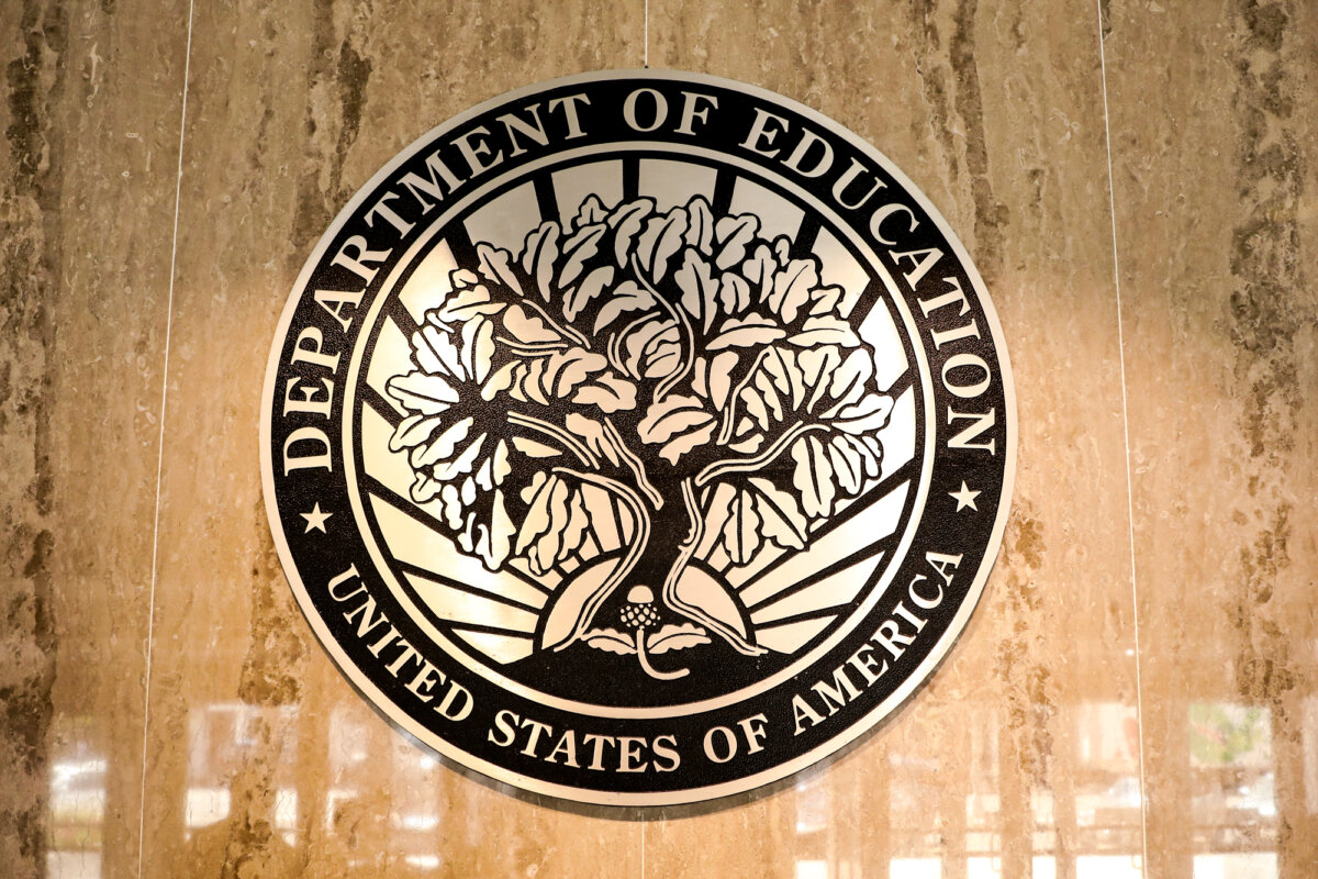 The Department of Education seal, in Washington on July 16, 2019. (Samira Bouaou/The Epoch Times)