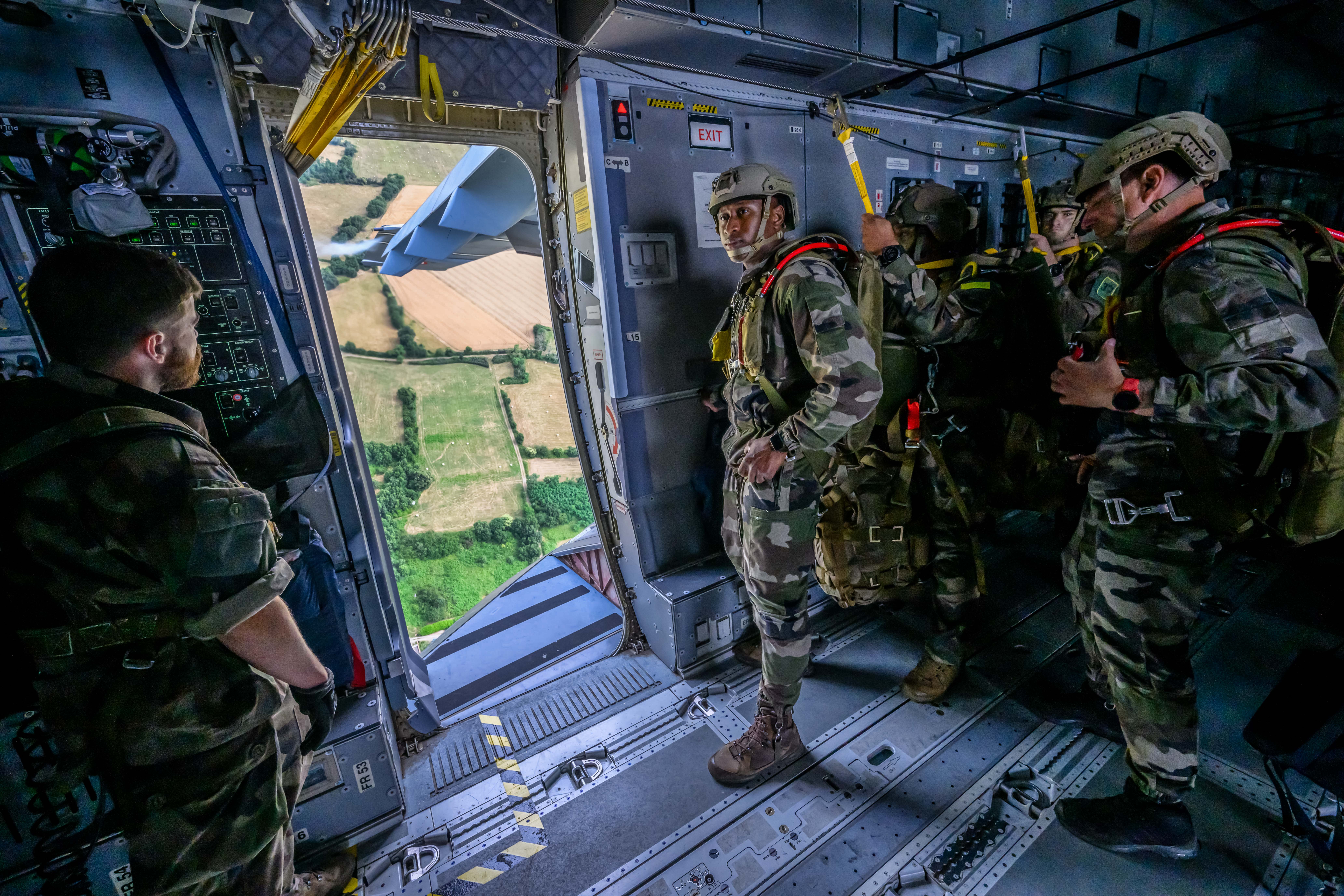 Day in Photos: Military Exercise in France, Navy Induction Day, and Saint Bernard Museum