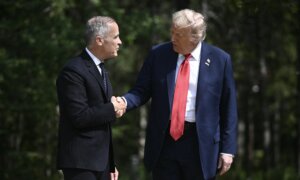 Carney, Trump Talk for First Time Since Trade Deal Deadline Passed