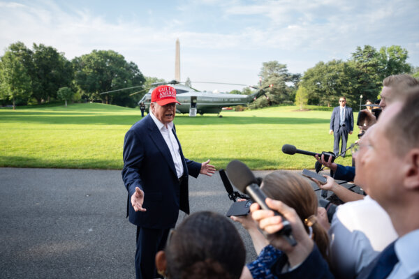 Trump Announces 25 Percent Tariff on Japan, South Korea