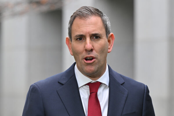 Australian Treasurer Says US Made No Formal Request for Naval Help