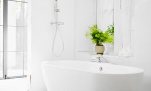 3 Ways to Clean a Bathtub That Are Easy on the Back and Knees