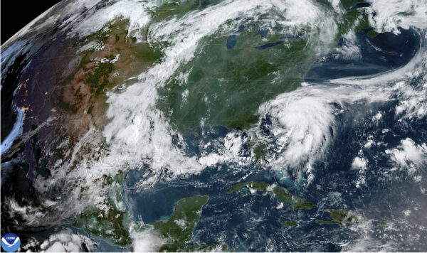 Hurricane Season Ends With No US Landfalls for First Time in 10 Years