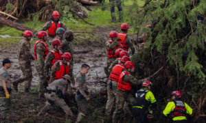 Risk of Further Floods in Texas as Death Toll Surpasses 80; Trump to Meet Netanyahu at White House
