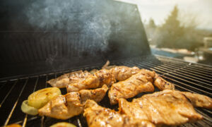 Keep Your Grilled Chicken Juicy, Thanks to These Tips