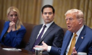 Trump Defends Bondi, Urges Supporters to Move On From Epstein Files