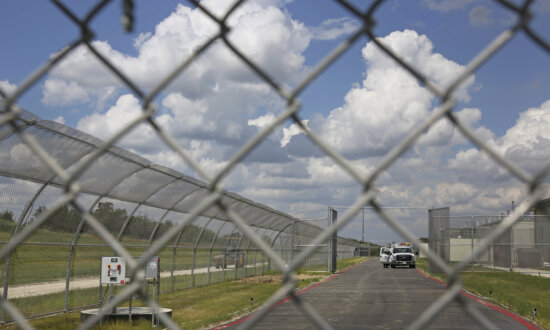 Defense Attorneys in Antifa Trial Question Police Response in ICE Detention Facility Shooting