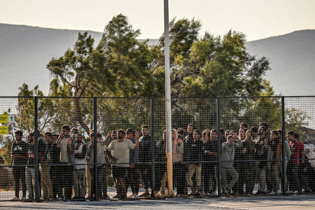 EU Agrees Plan to Send Illegal Immigrants to Return Hubs Outside Bloc