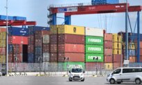 Trump Announces 30 Percent Tariffs on EU, Mexico