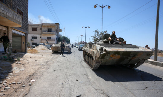 Lawmakers Call on Trump to Dismantle ISIS After 3 Americans Killed