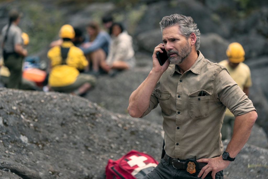 Kyle Turner (Eric Bana) is a federal officer investigating a murder in Yosemite National Park, in "Untamed." (Ricardo Hubbs/Netflix)