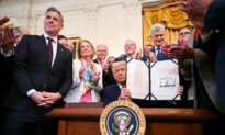 Trump Signs Bill Strengthening Penalties for Fentanyl Trafficking 