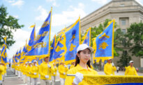 Day in Photos: Falun Dafa Parade, Royal Salute, Civilian Drill in Taiwan