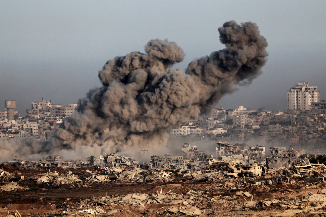 Israel Expands Gaza Operations, Sends Tanks Into City of Deir Al-Balah