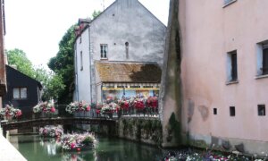 See a Slice of France Along Its Canals