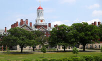 Judge Blocks Trump Admin Visa Rule on Foreign Students, Media