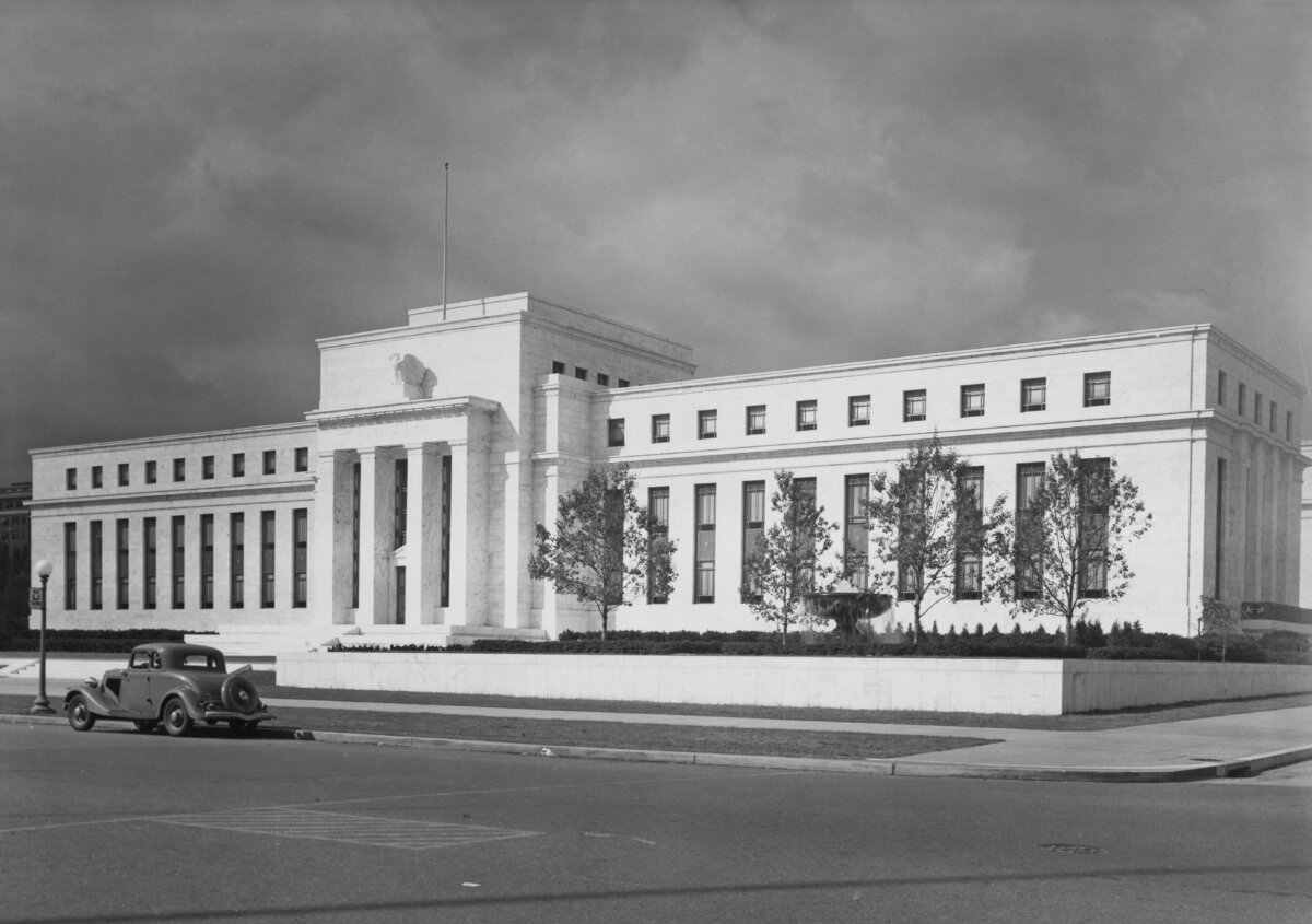 The Federal Reserve Board building, at 20th Street and Constitution Avenue, in Washington, D.C., circa 1935. (Keystone View Company/FPG/Archive Photos/Getty Images)