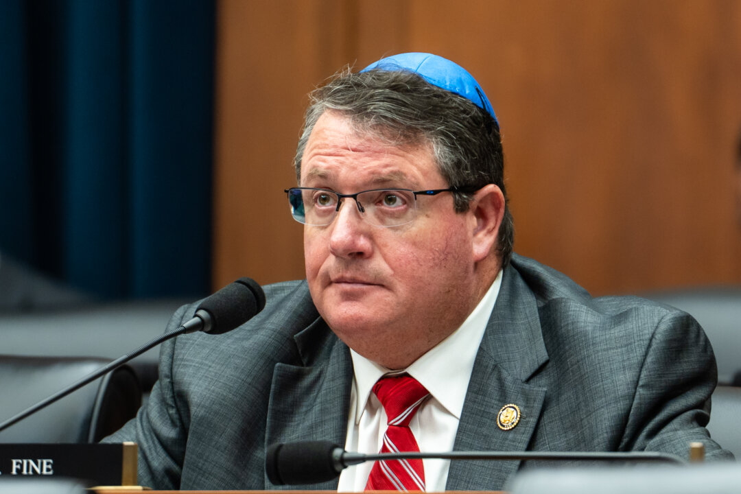 GOP Congressman Randy Fine Faces Calls for Censure, Resignation Over Controversial Post