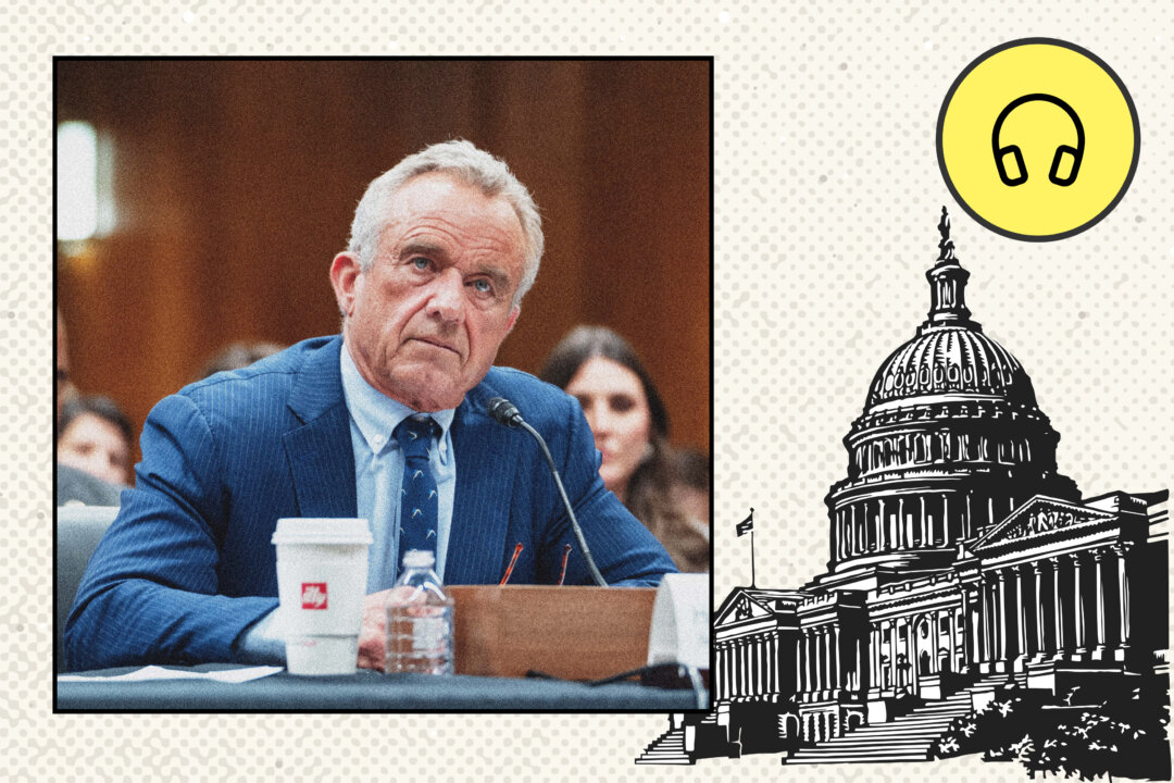 NextImg:Support to Ban Drug Ads Gains Bipartisan Momentum