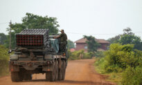 Trump: Thailand, Cambodia Seek End to Deadly Border Clashes After Trade Ultimatum
