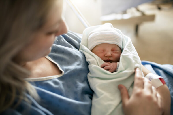 Welcoming Baby Naturally: How Acupuncture and Holistic Methods Can Help Induce Labor