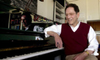 Tom Lehrer, Song Satirist and Mathematician, Dies at 97
