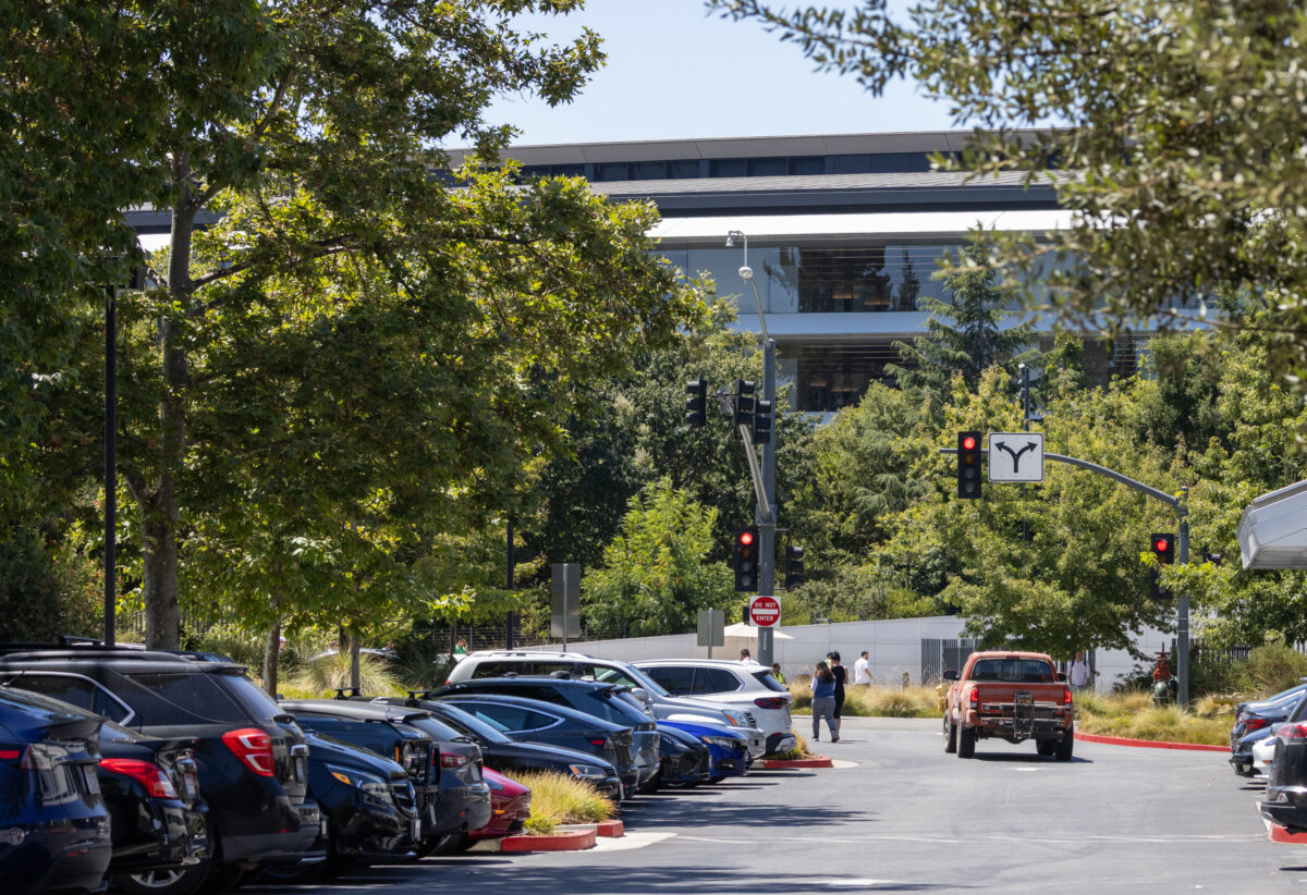 Apple headquarters in Cupertino, Calif., on July 31, 2025. (John Fredricks/The Epoch Times)