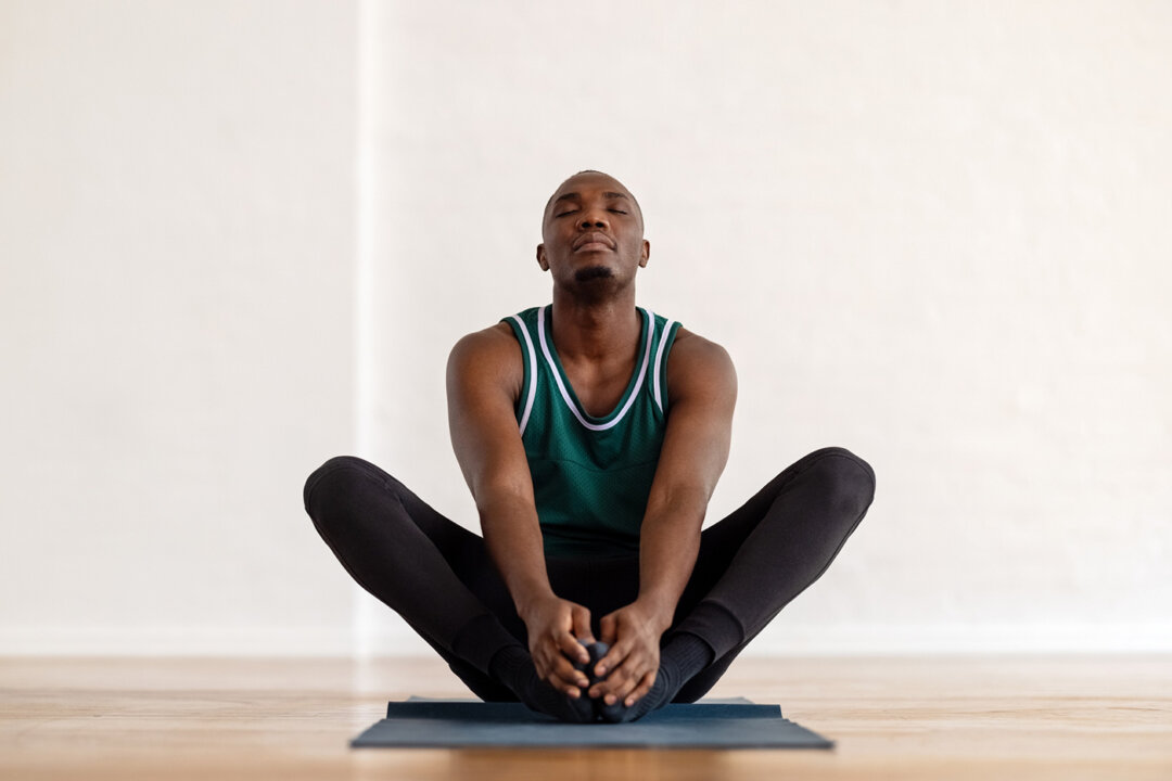 How Floor Sitting Can Improve Balance, Posture, and Longevity