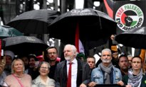 Husic Calls Gaza March a ‘Wake-Up Call’ as Assange, Foster Join 90,000 on Harbour Bridge