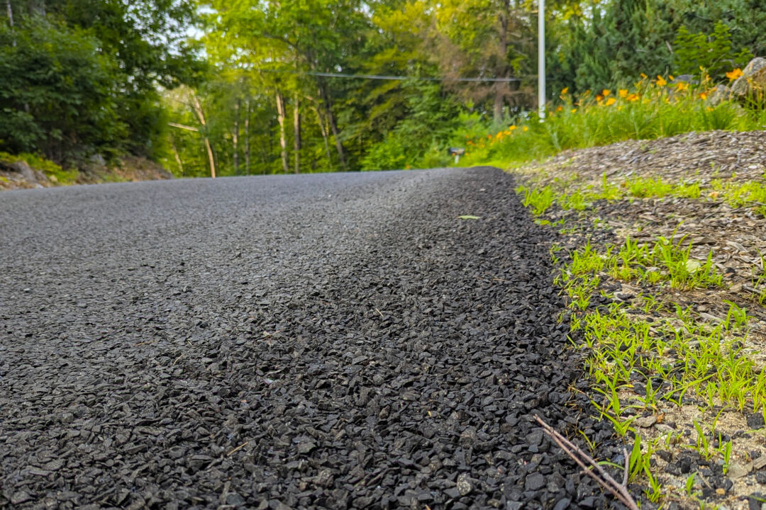 Seal Rocks Driveway Ask the Builder: A Chip Seal Driveway Can Be Colorful | The Epoch Times