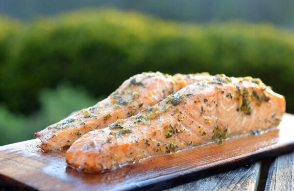 Cedar Plank Salmon With Lemon, Garlic, and Herbs