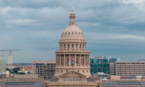 Texas Seeks Arrest of Fleeing Democrats Amid Redistricting Showdown