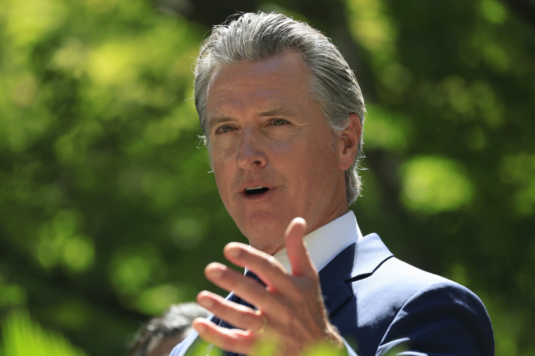Gov. Newsom, California and Texas Democrats Discuss Redistricting